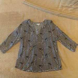 Crown & Ivy flowy blouse